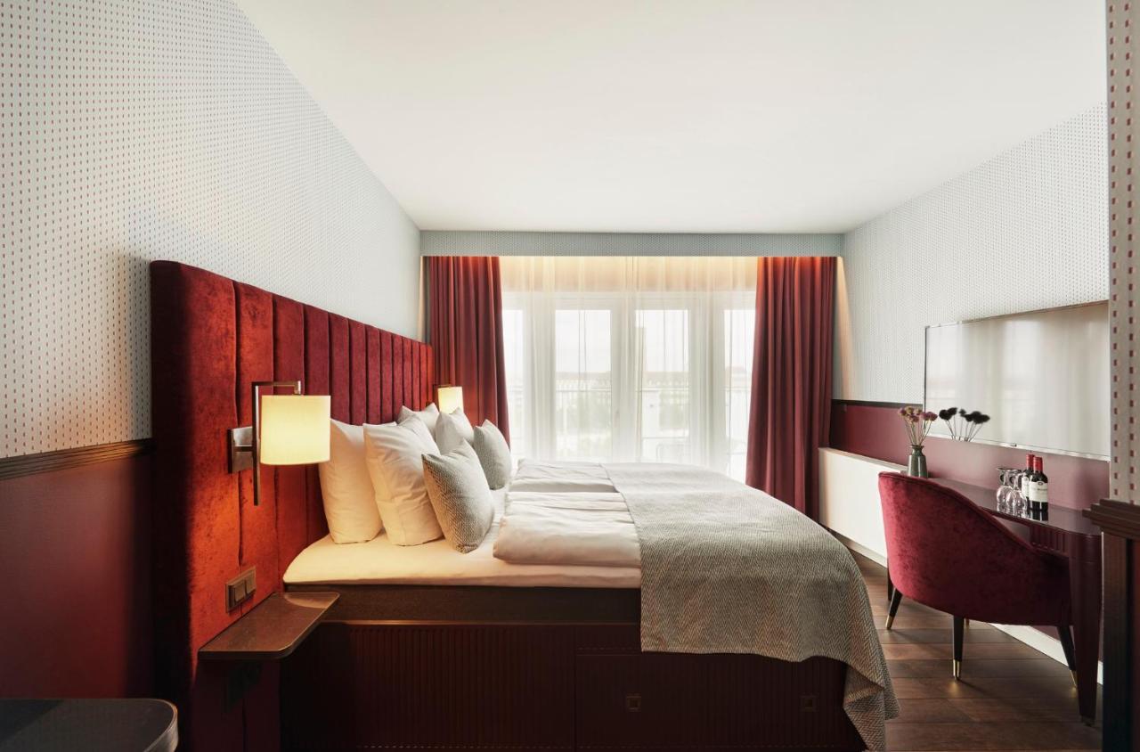 Hotell Wide 4*